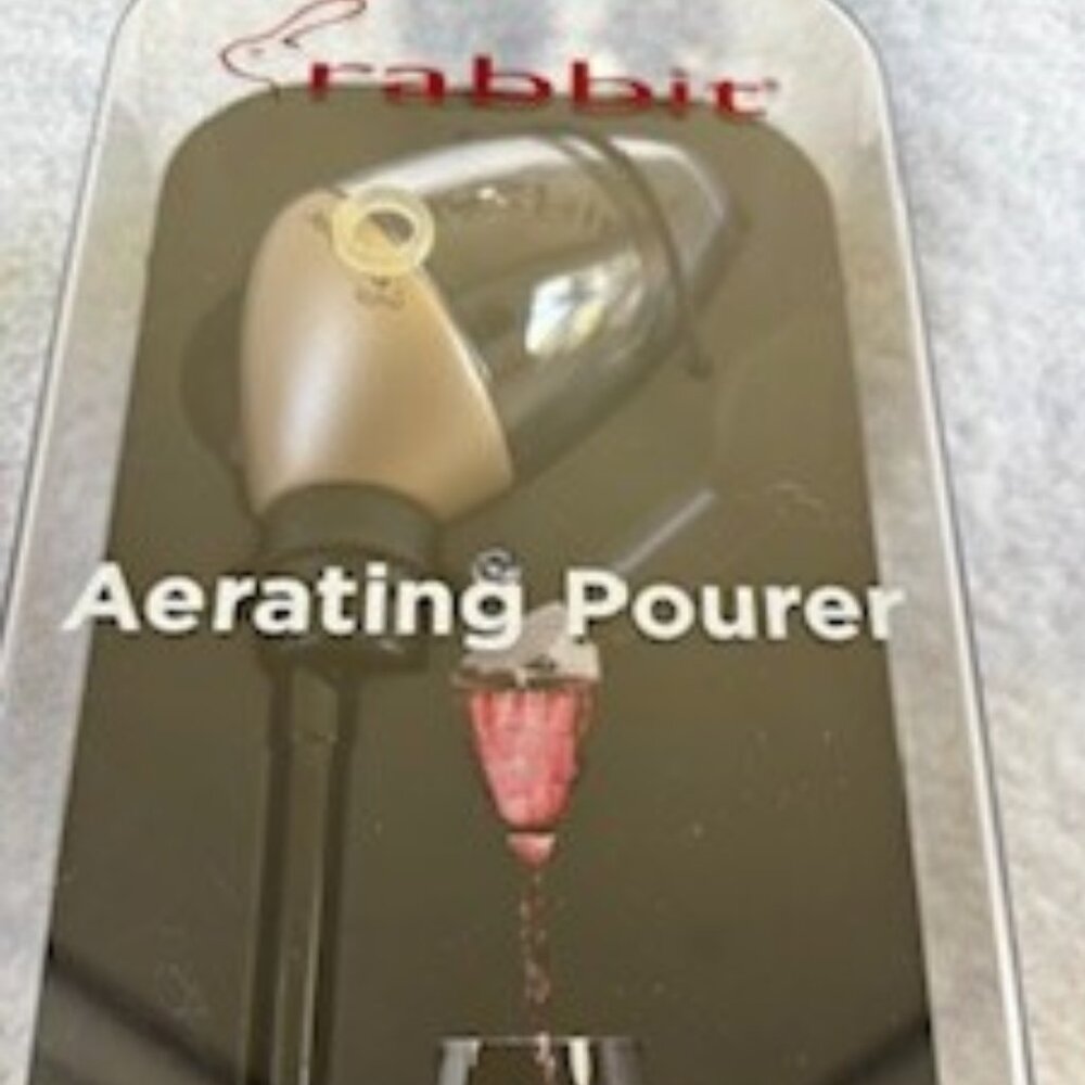 Rabbit Aerating Pourer for wine. New in Box